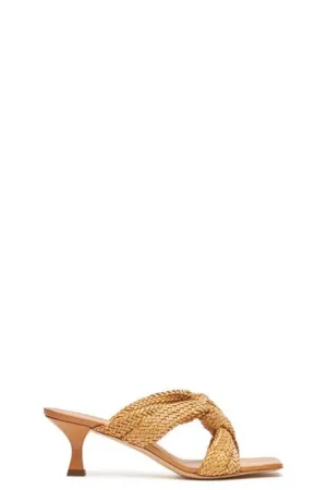 Braided Beigepumps