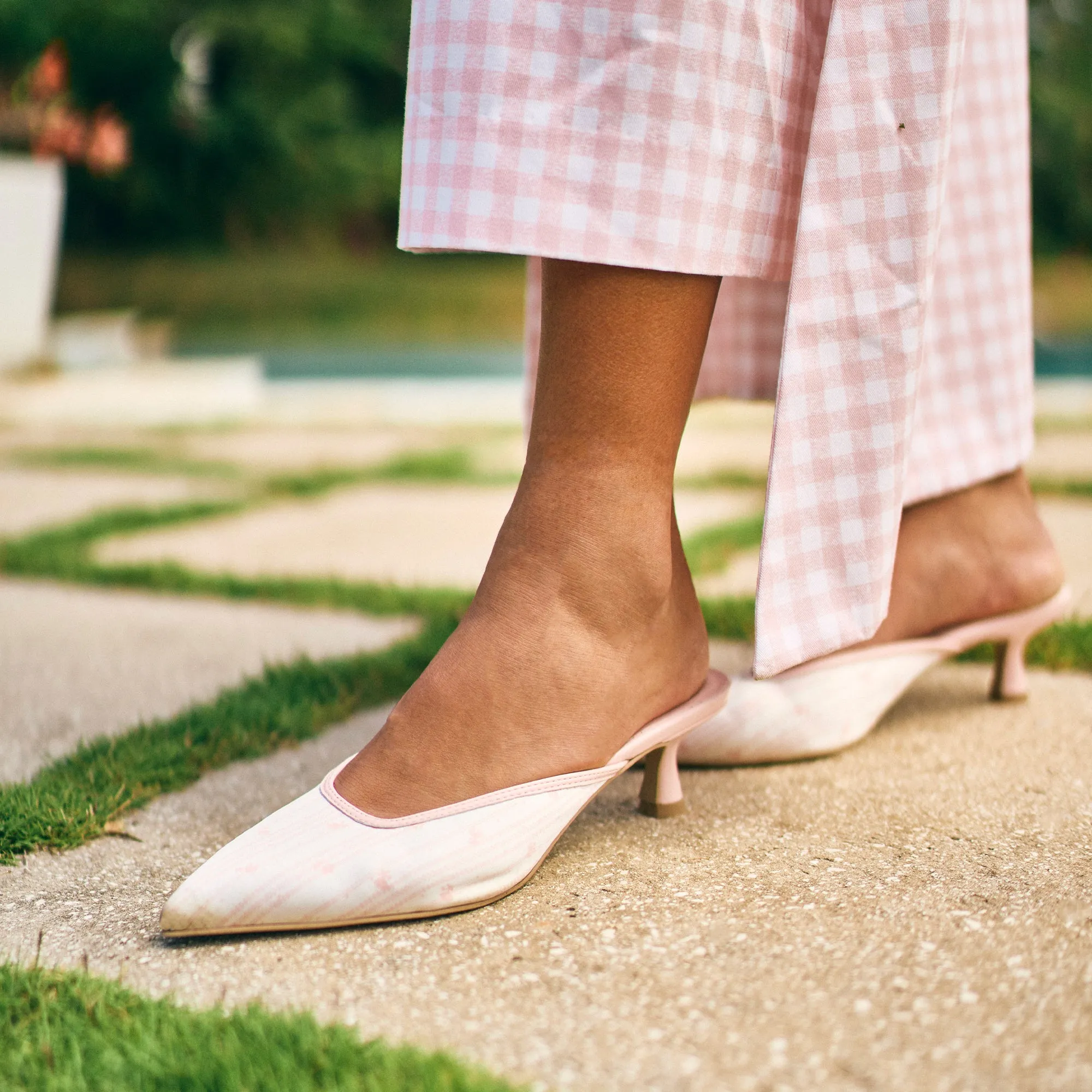 CLEO X BYRDIE GOLF HEELS PINK FLORAL SATIN