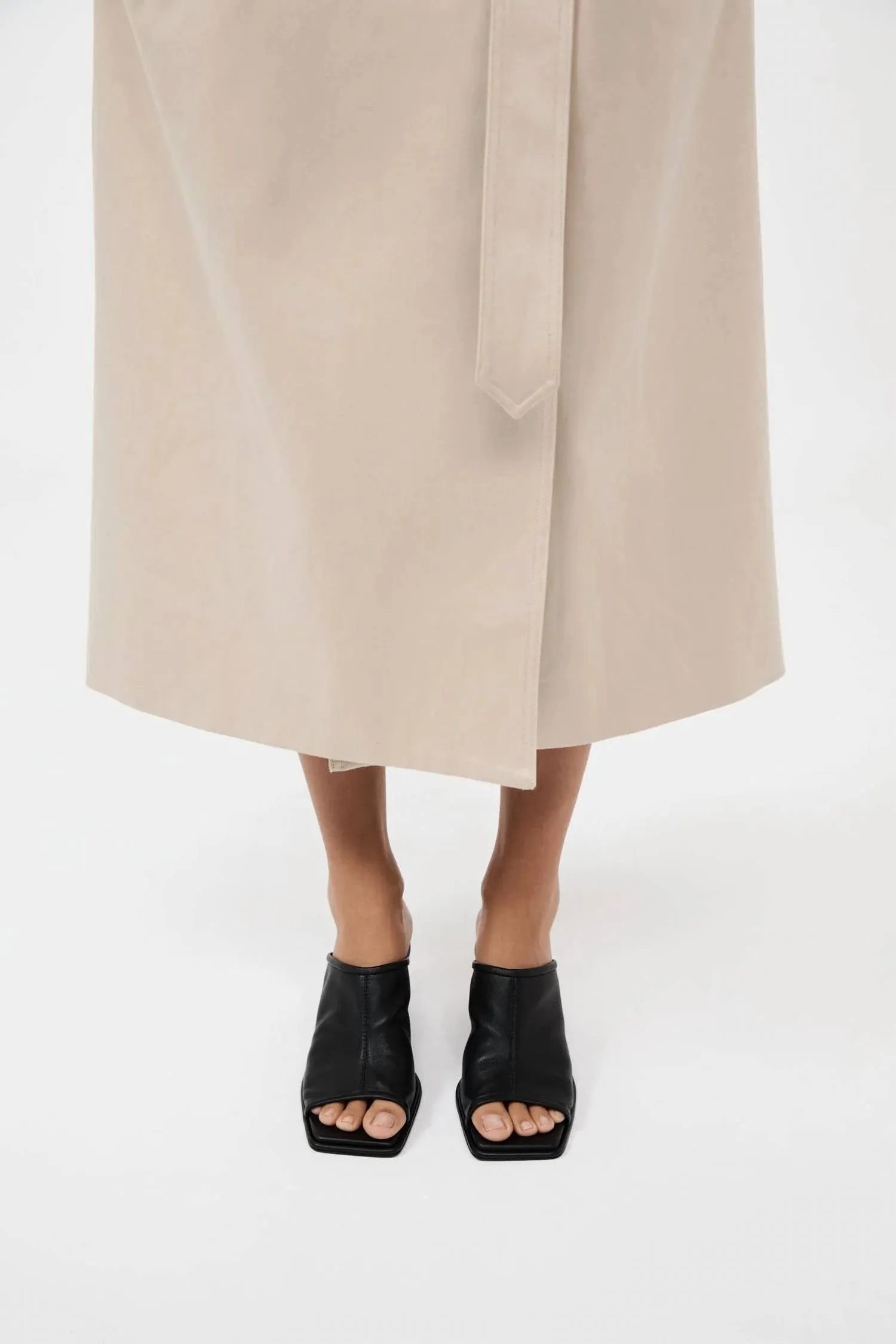 Cylinder Heel In Black