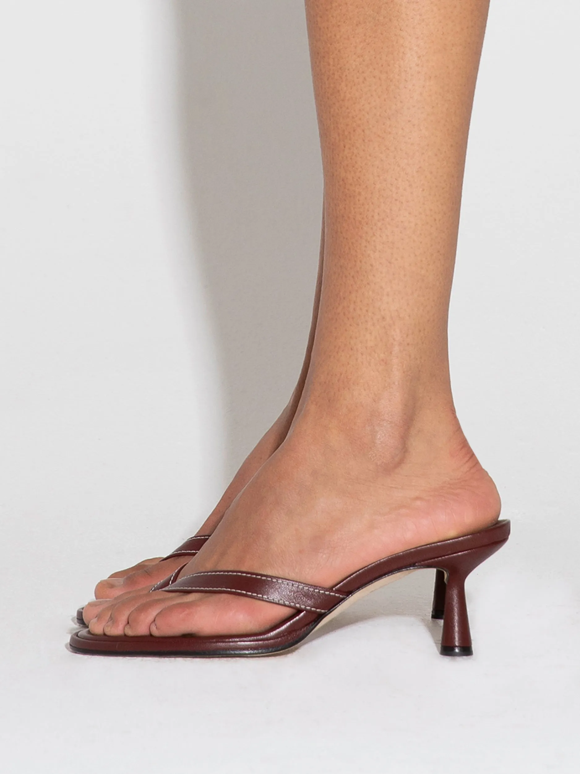 Daphne Leather Thong Sandals