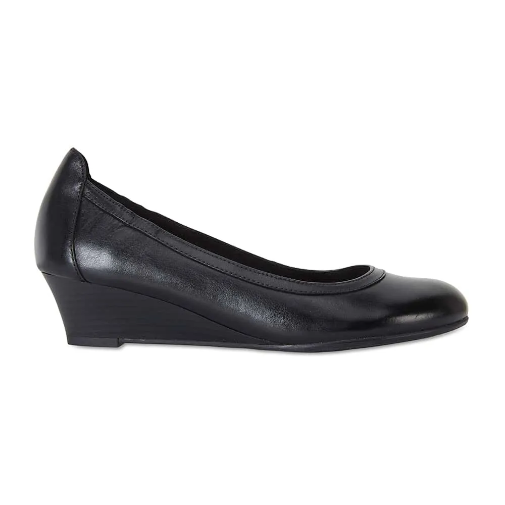Elton Heel in Black Leather