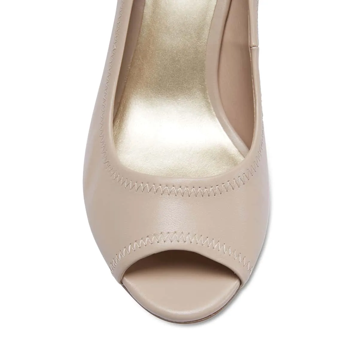 Fawn Heel in Nude Leather