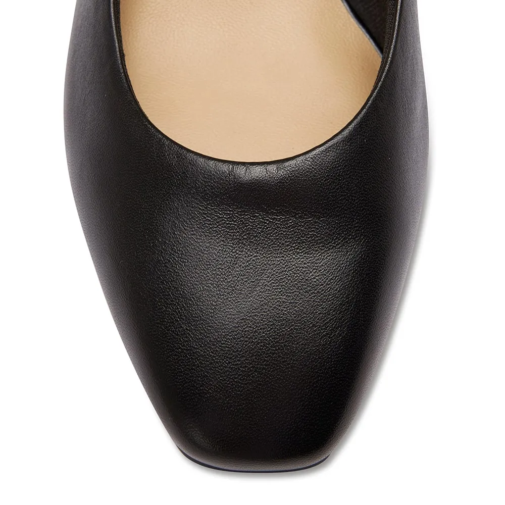 Gamma Heel in Black Leather