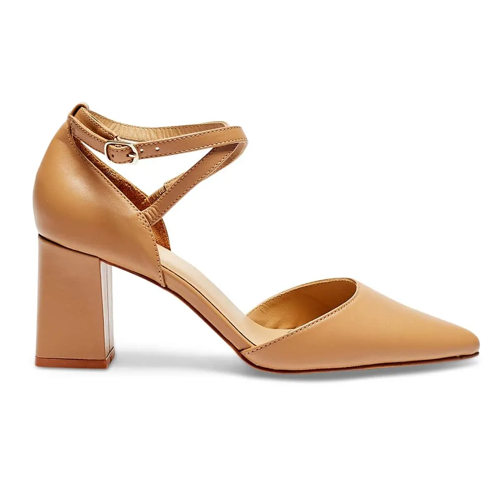 Gwyneth Heel in Camel Leather