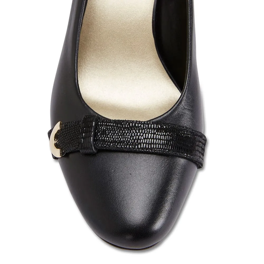 Hamlet Heel in Black Leather