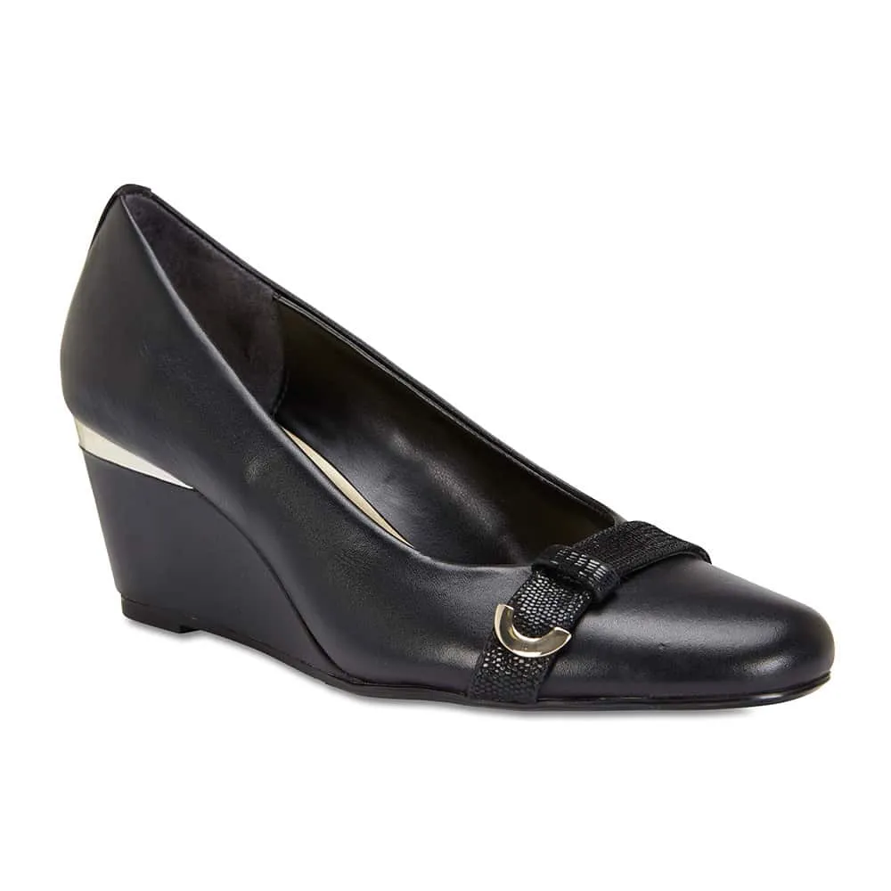 Hamlet Heel in Black Leather