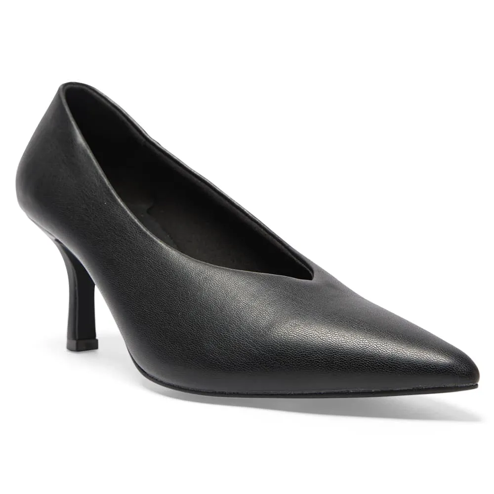 Harold Heel in Black Smooth