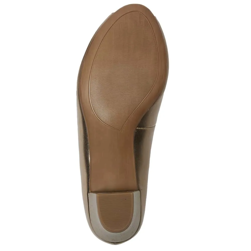 Hilary Heel in Pewter Leather