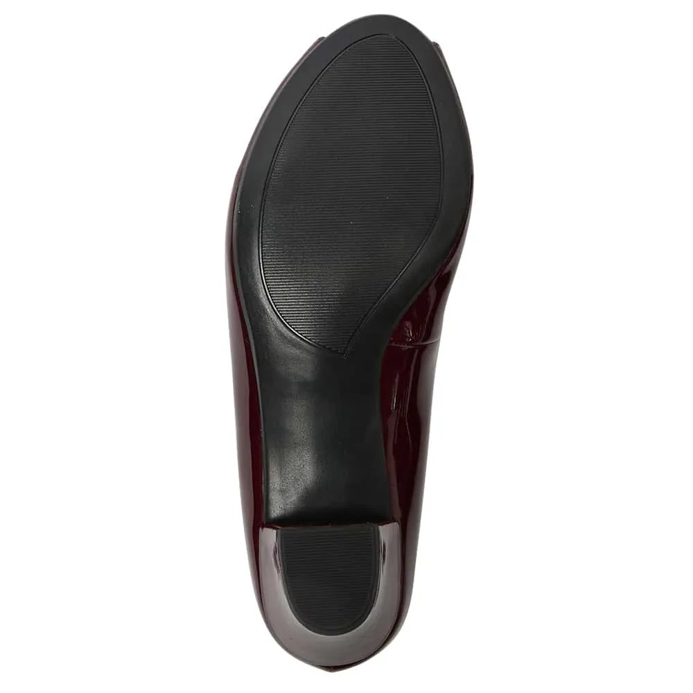 Hilary Heel in Wine Patent