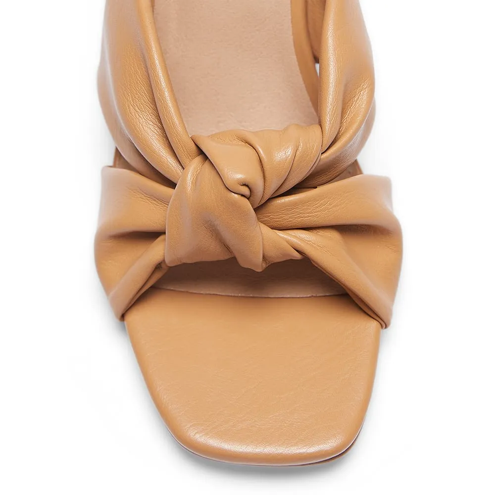 Imitate Heel in Camel Smooth