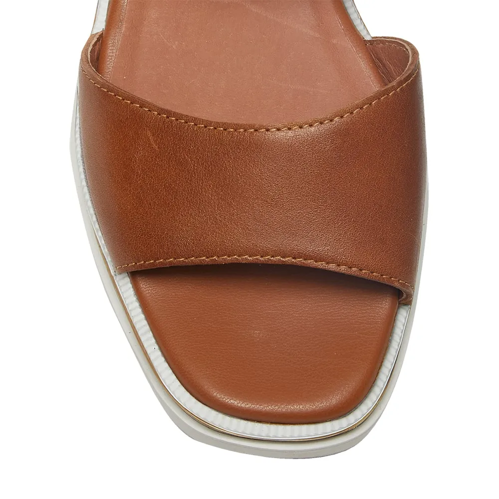 Jamaica Wedge in Tan Leather