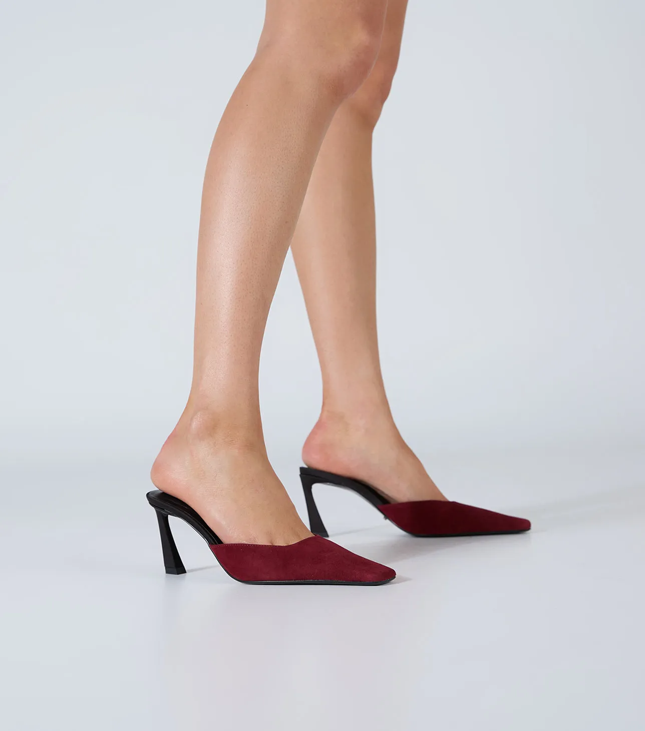 Jasmin Bordeaux Suede