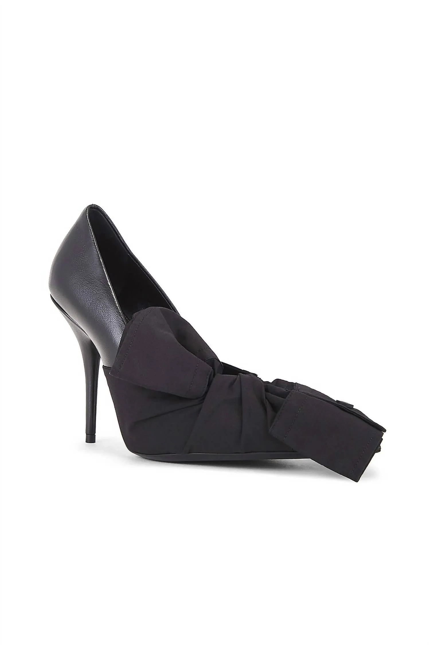 Knife Chemise Pump In Black