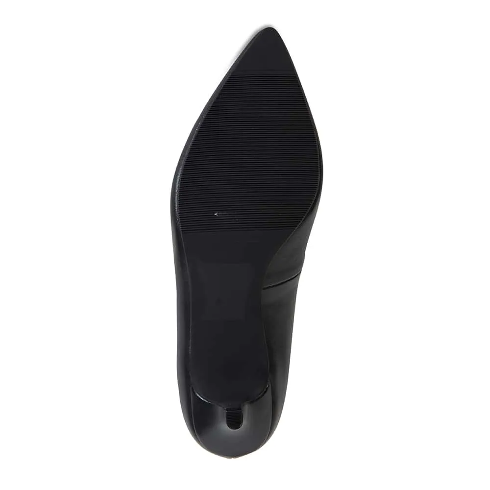 Natasha Heel in Black Leather