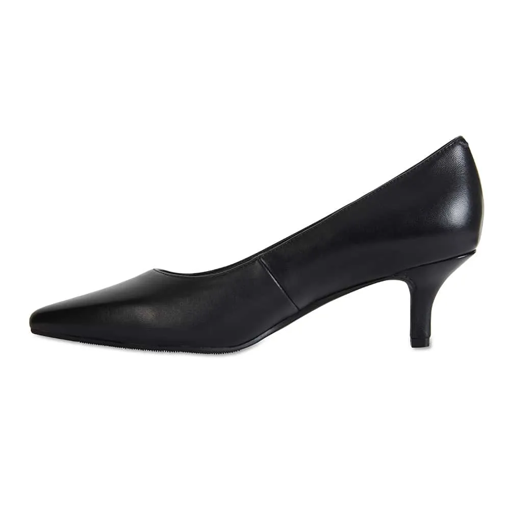 Natasha Heel in Black Leather