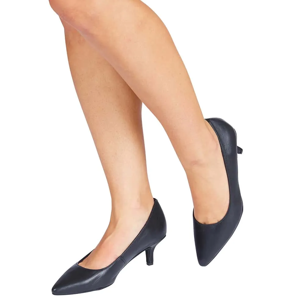 Natasha Heel in Black Leather
