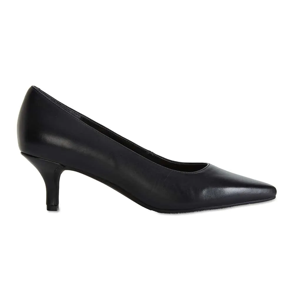Natasha Heel in Black Leather