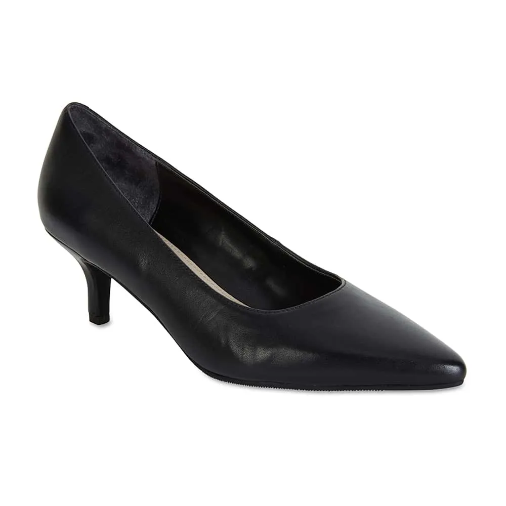 Natasha Heel in Black Leather
