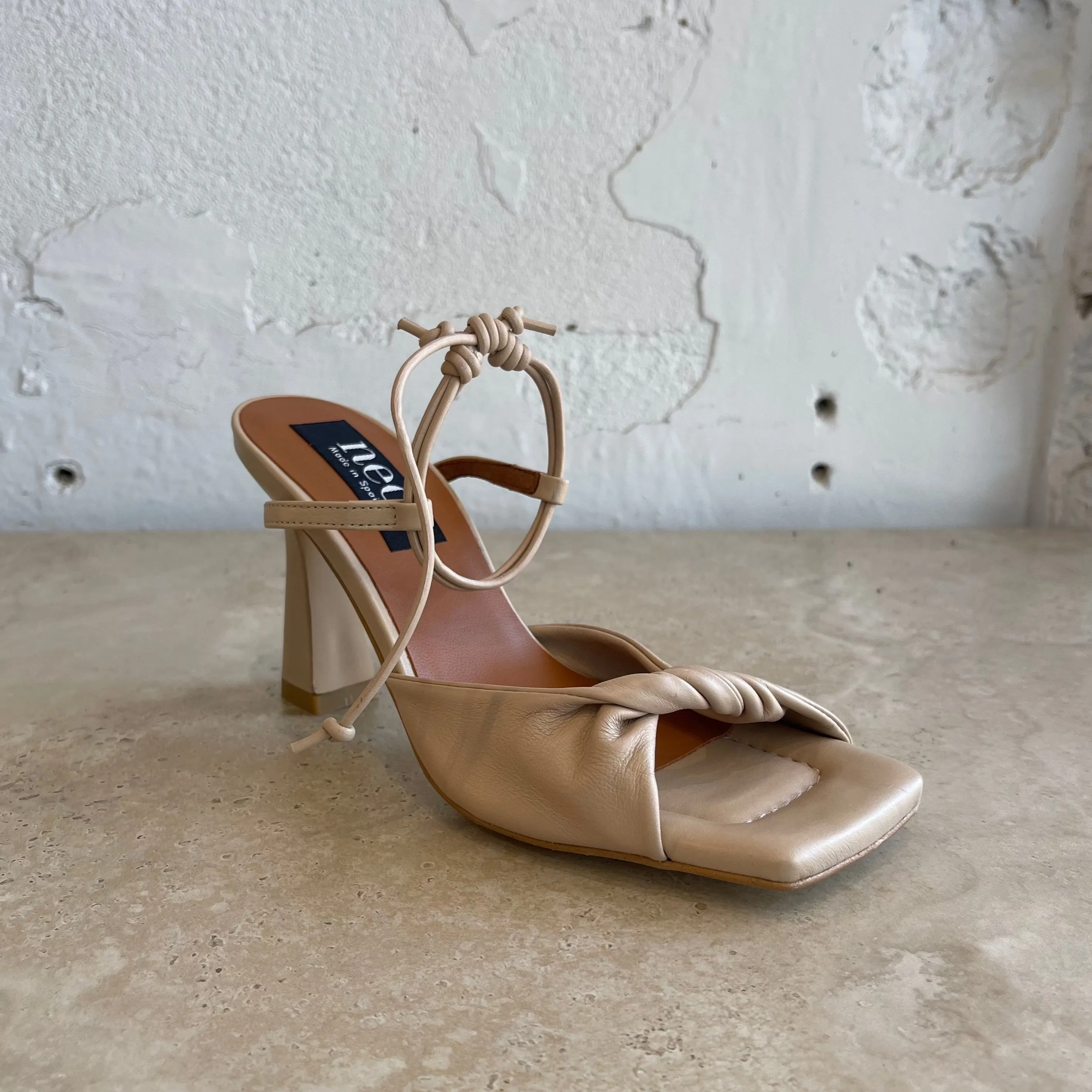 Neo 23055 Skin - LAST PAIR size 36