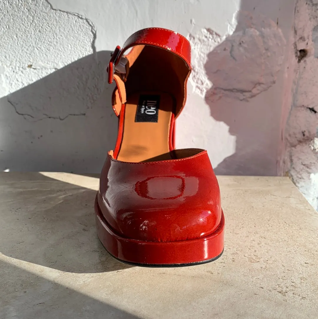 Neo 23526 Red - LAST PAIR size 40