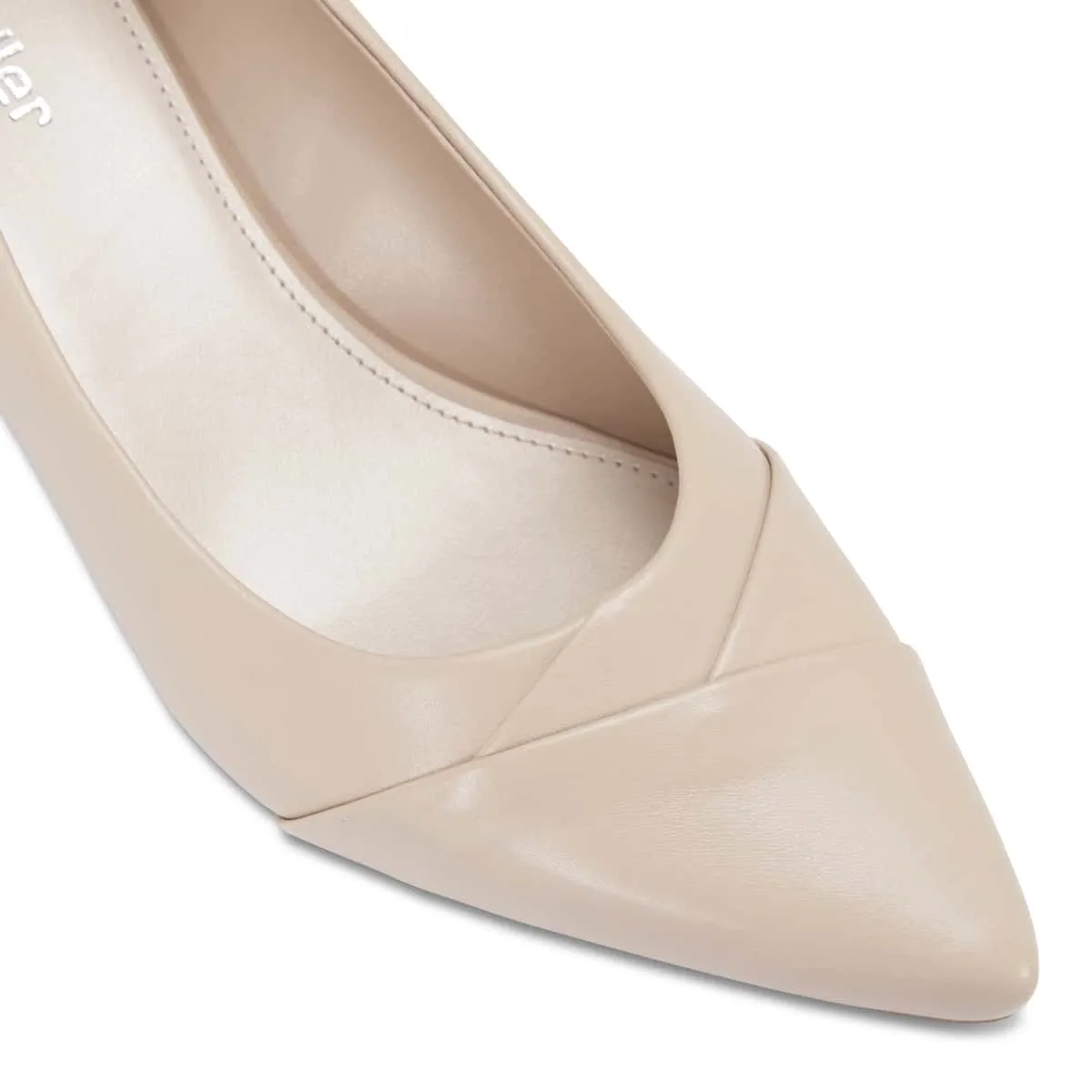 Newport Heel in Nude Leather
