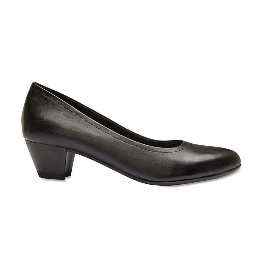 Ollie Heel in Black Leather