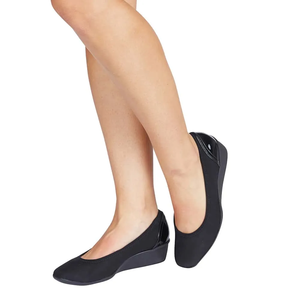 Prague Heel in Black Fabric