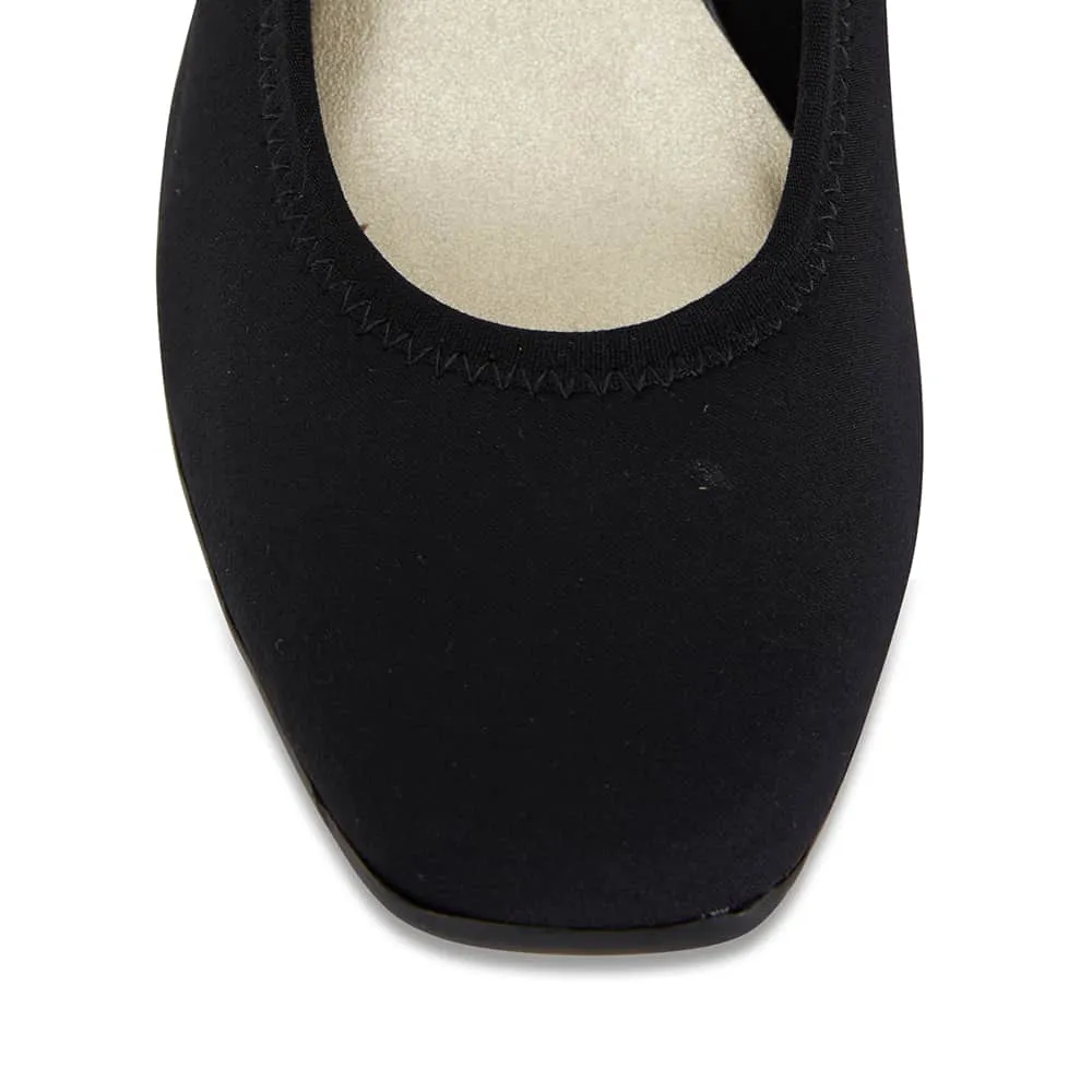 Prague Heel in Black Fabric
