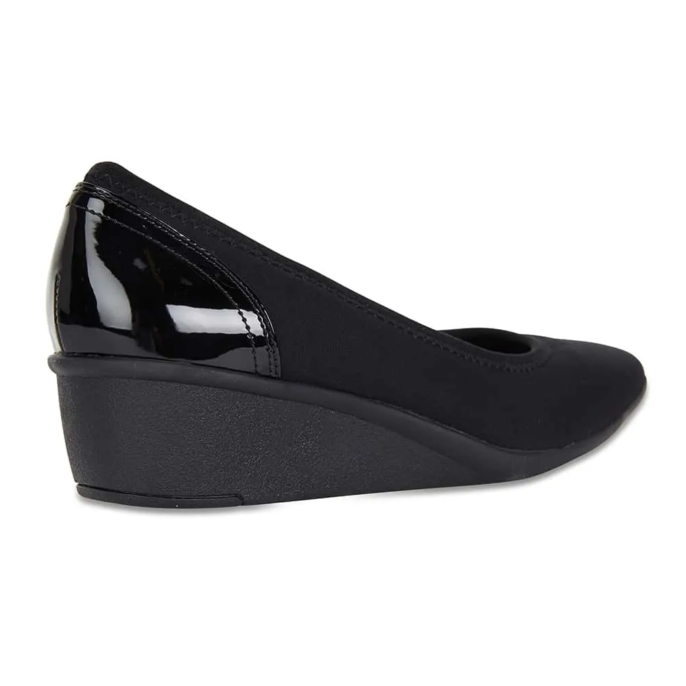 Prague Heel in Black Fabric