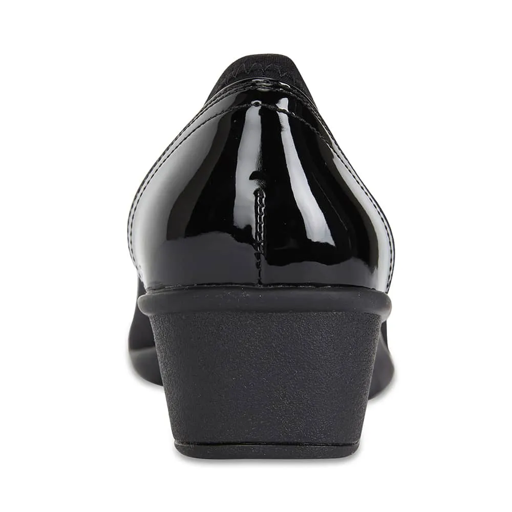Prague Heel in Black Fabric