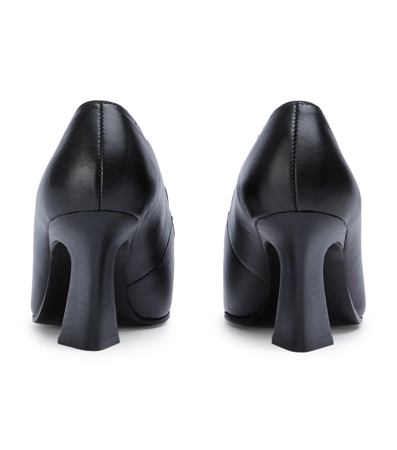 Quirky Black Como