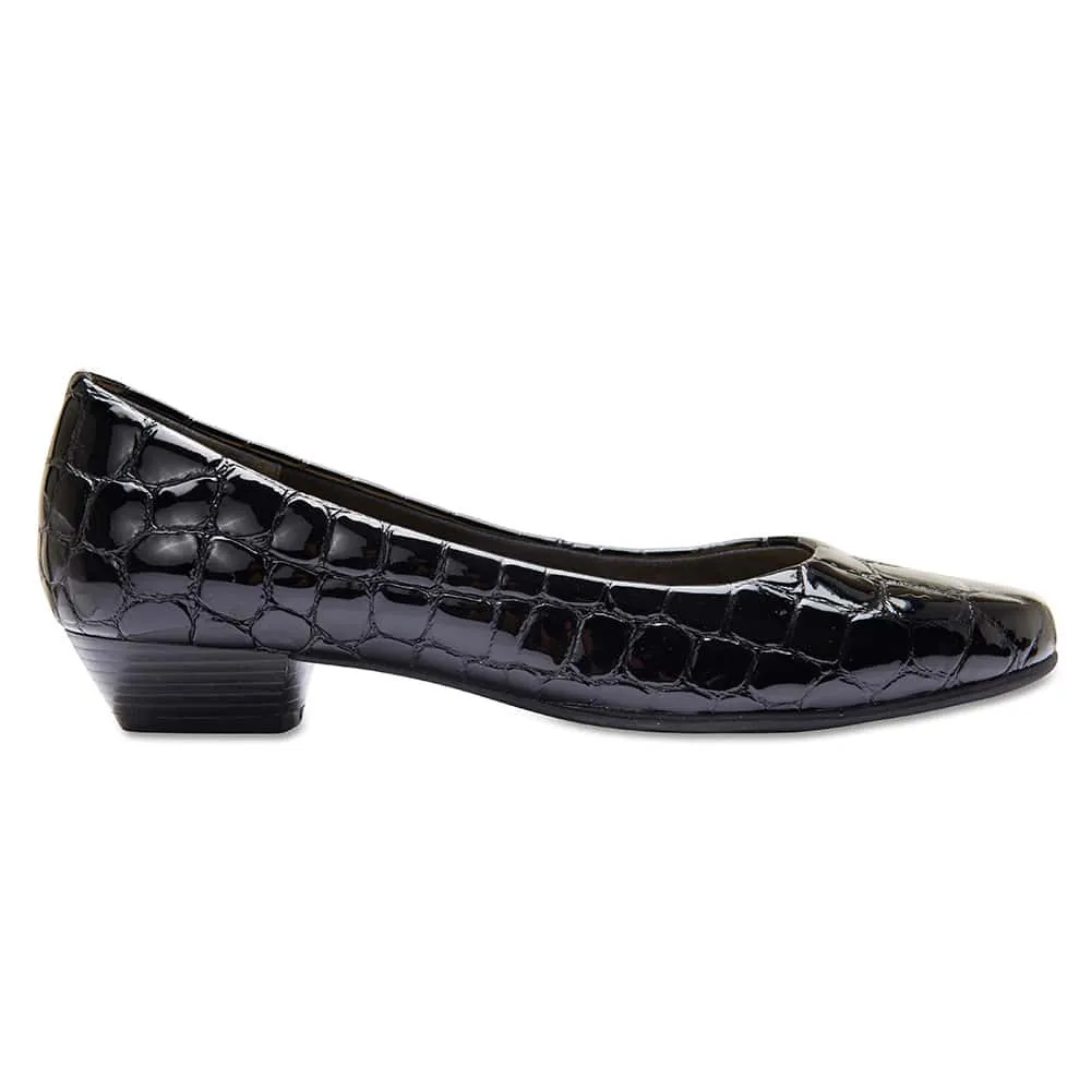 Regal Heel in Black Croc Leather