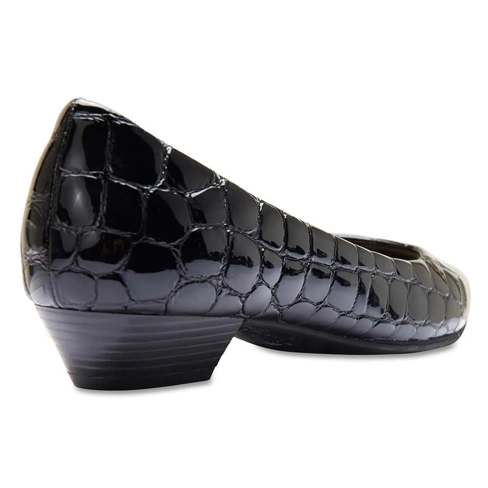 Regal Heel in Black Croc Leather