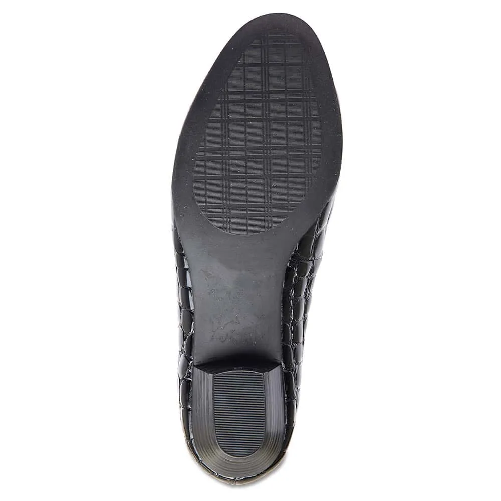 Regal Heel in Black Croc Leather