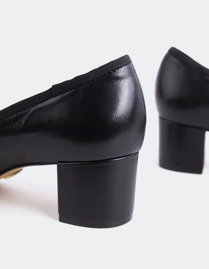 Ruslan Black Leather