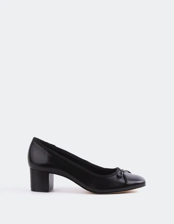Ruslan Black Leather