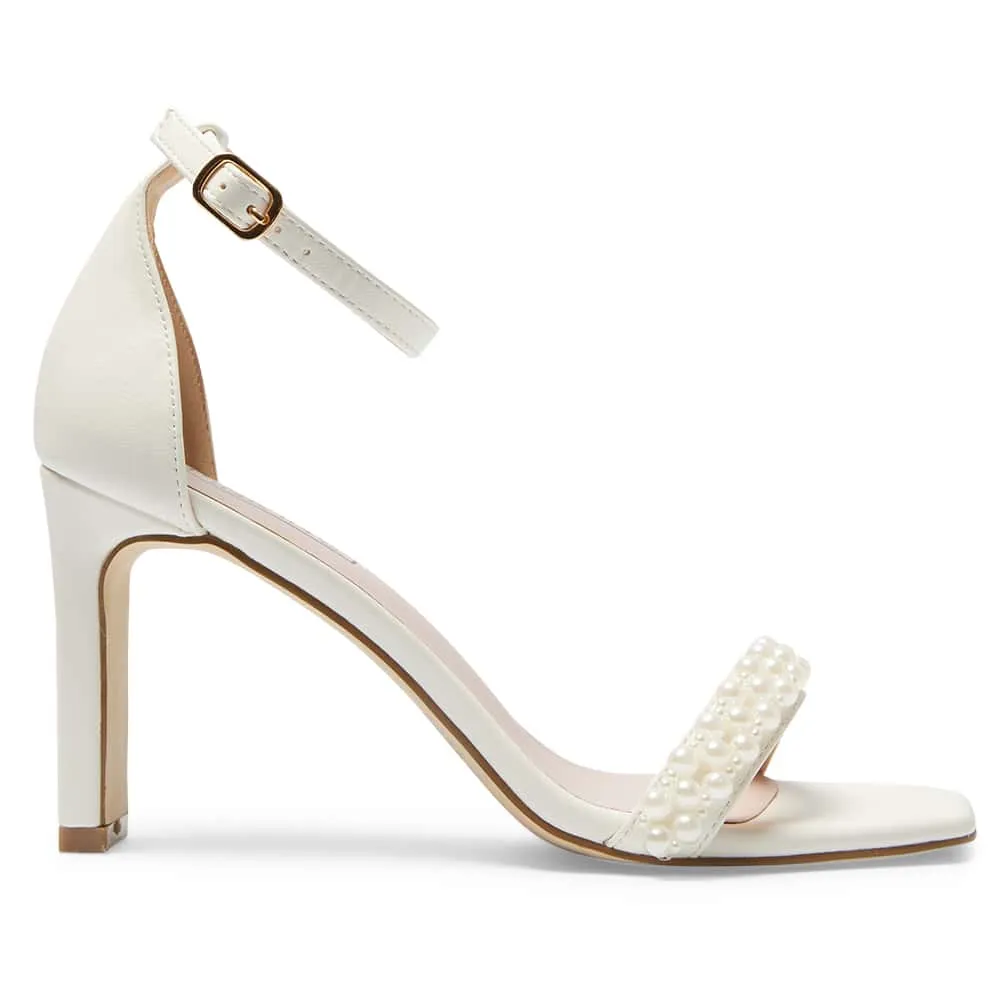 Sassy Heel in Ivory Smooth
