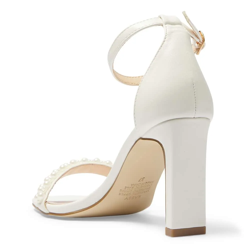 Sassy Heel in Ivory Smooth
