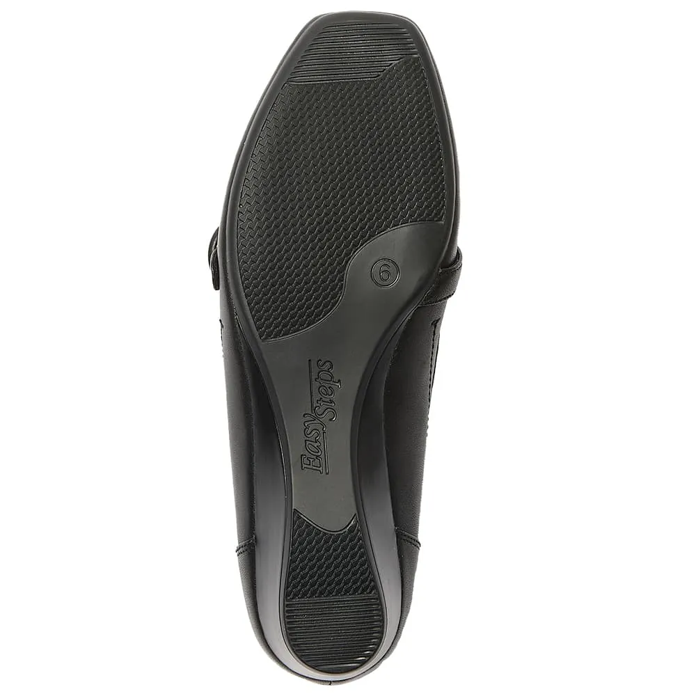 Savoy Heel in Black Leather