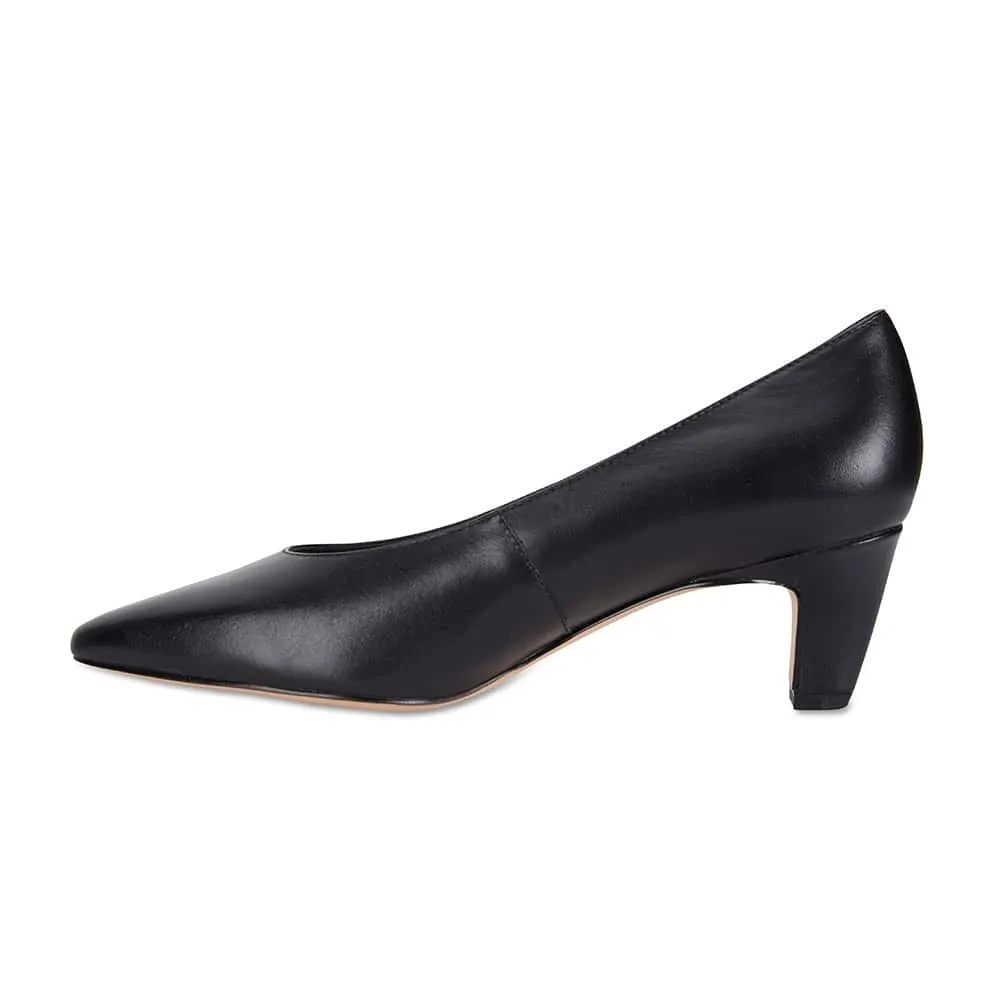 Seduce Heel in Black Leather