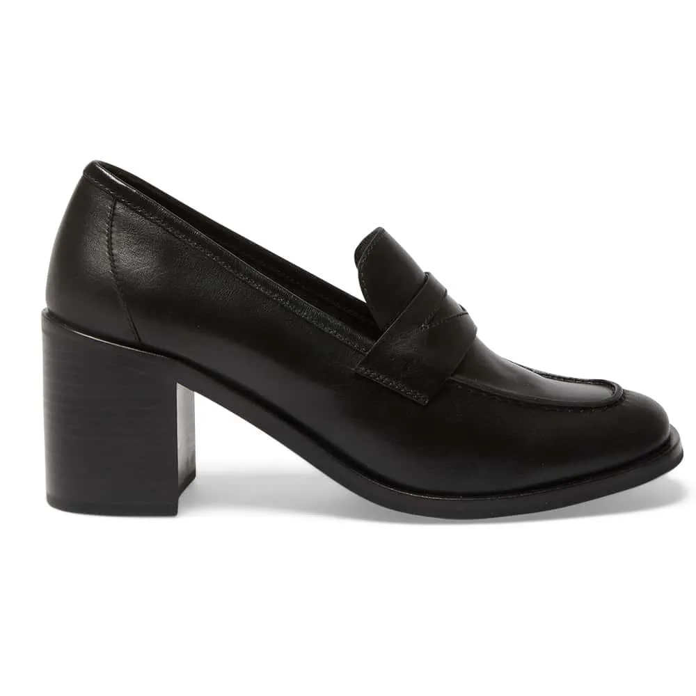 Sonya Loafer in Black Leather