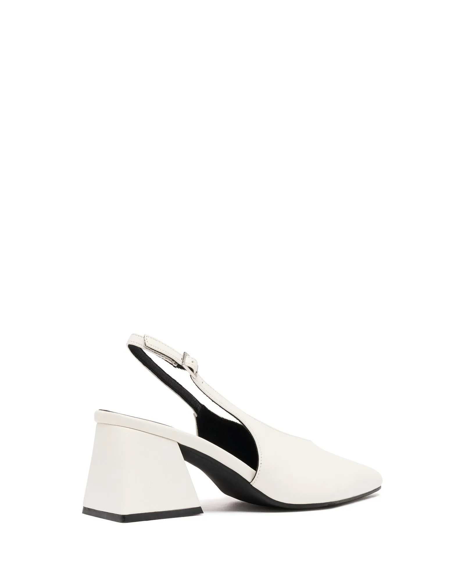 Strike Pump White