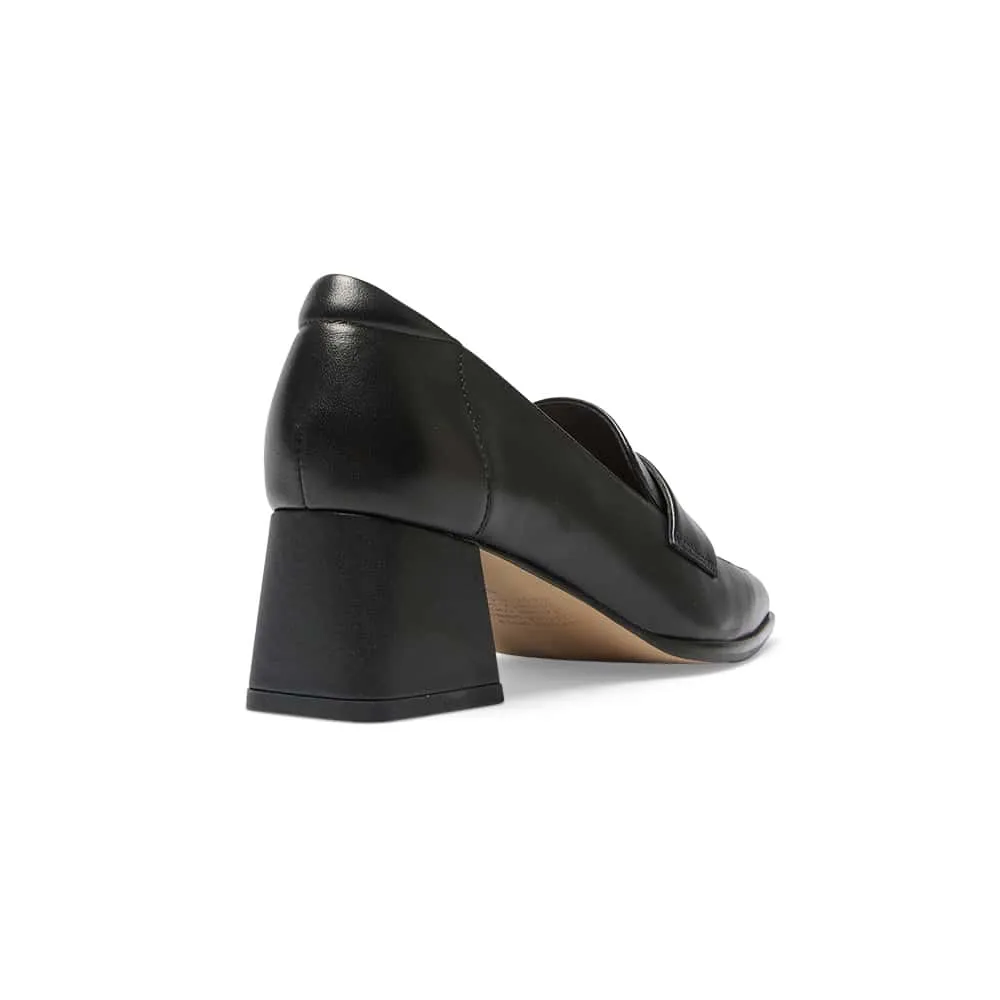 Sullivan Heel in Black Leather