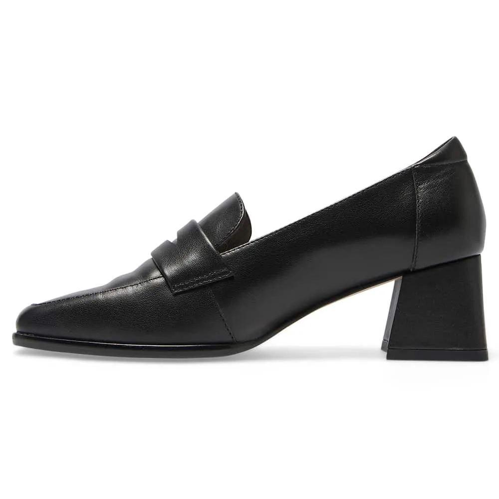 Sullivan Heel in Black Leather