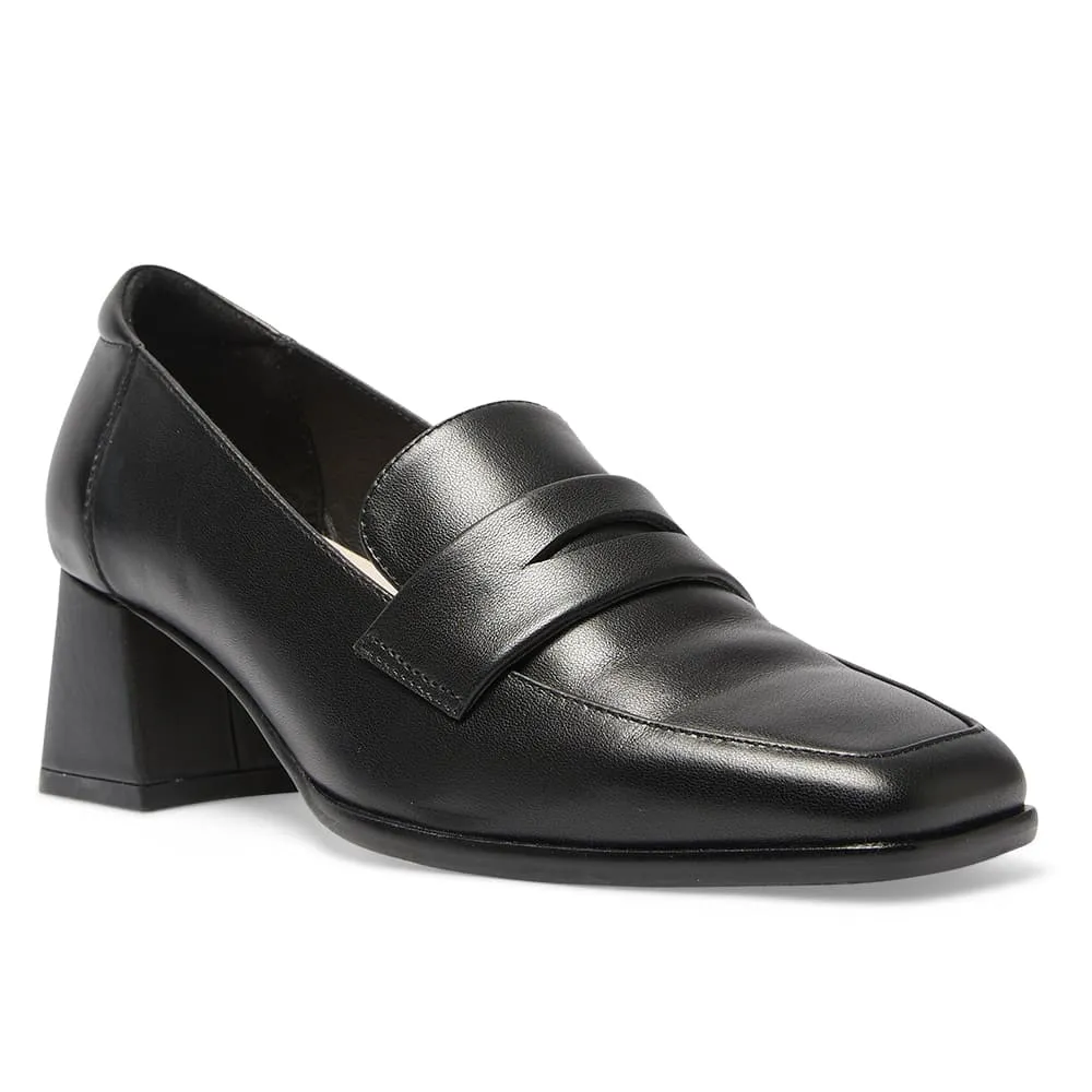 Sullivan Heel in Black Leather