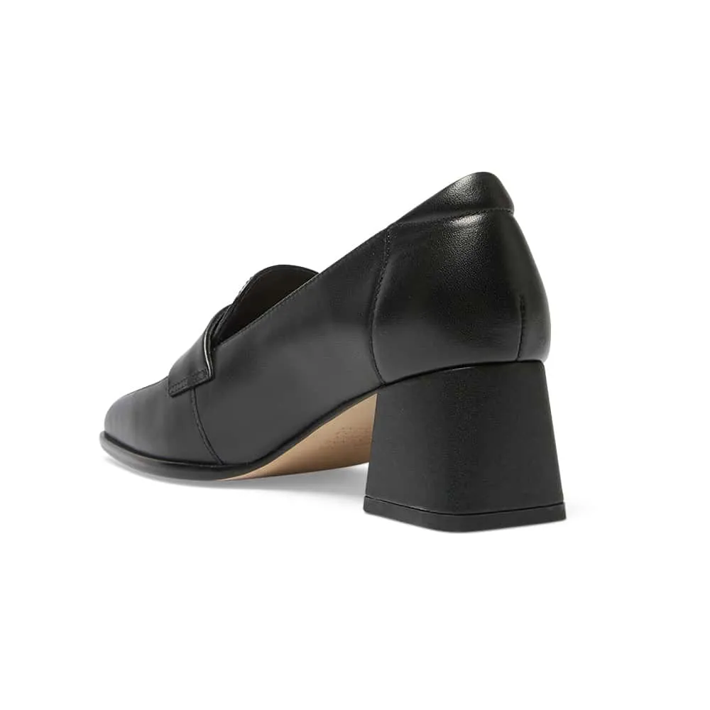 Sullivan Heel in Black Leather