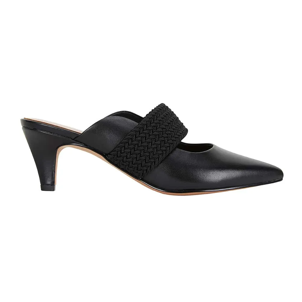 Symbol Heel in Black Leather