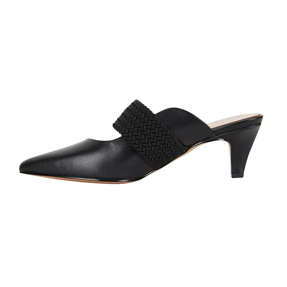 Symbol Heel in Black Leather