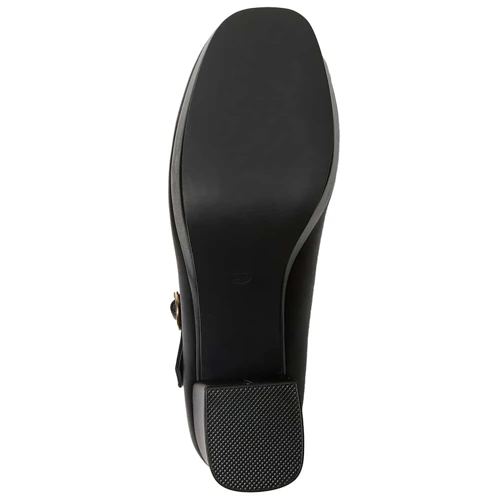 Tate Heel in Black Smooth
