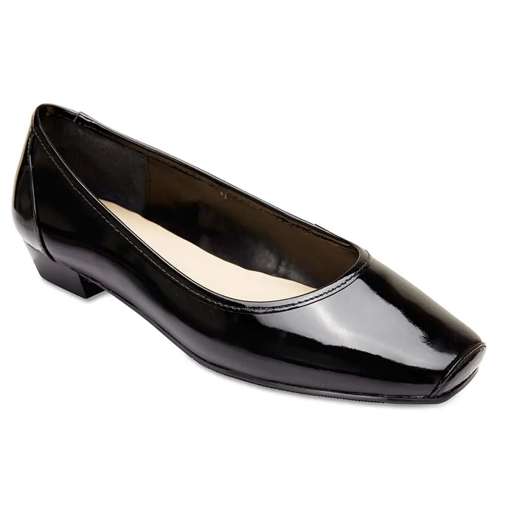 Teak Heel in Black Patent
